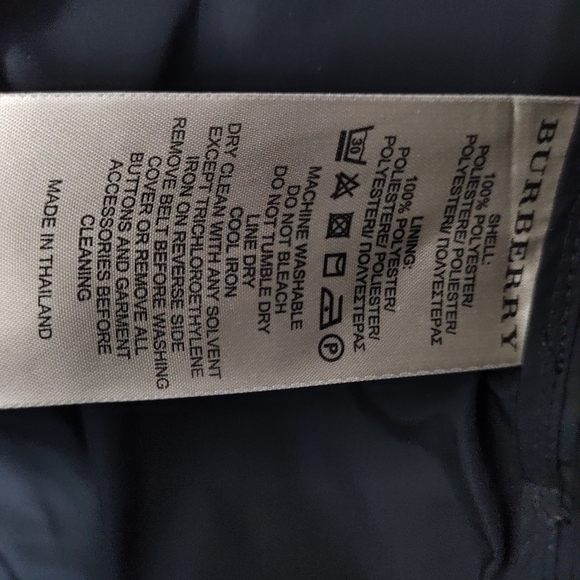 BURBERRY Waterproof Trench Coat - Picture 4 of 7